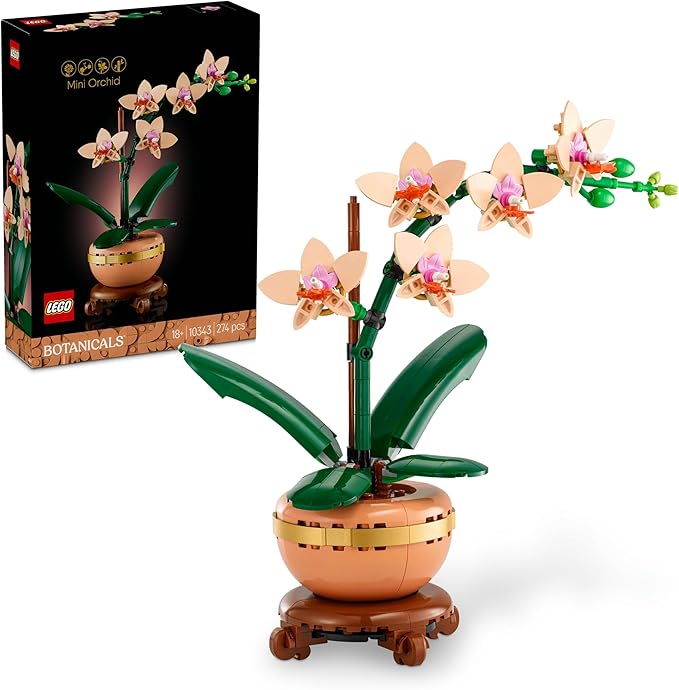 LEGO Botanicals Mini Orkide 10343 – Açık Renkli Terakota Saksı ve Ahşap Efektli Kaide İçeren Yetişkin Kadın ve Erkekler için Dekoratif Çiçek Yapım Seti, Ev ve Ofis Dekorasyonu Hediye Fikri (274 Parça)
